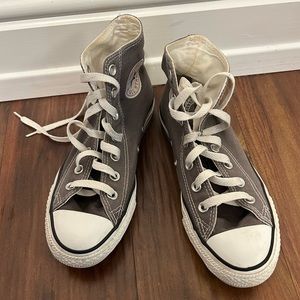 Women’s high top gray converse